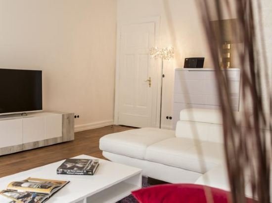 Фото The Queen Luxury Apartments - Villa Gemma