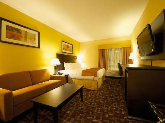 Фото Days Inn & Suites by Wyndham Winnipeg Airport Manitoba