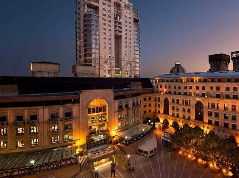 Hotel Michelangelo Towers, Earth, photo