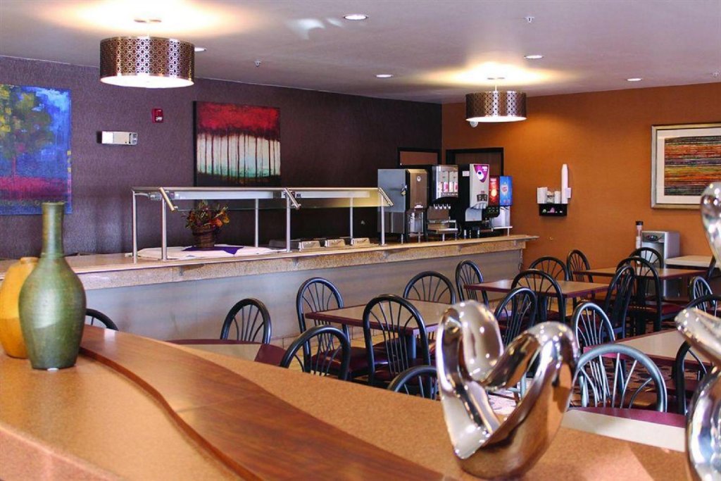 Фото Crystal Inn Hotel & Suites Midvalley