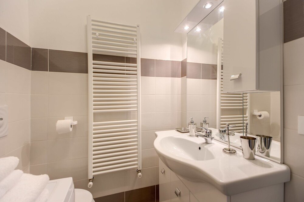 Фото Bistrot Apartment St John in Lateran