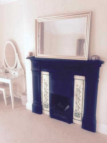 Фото The Six Bells