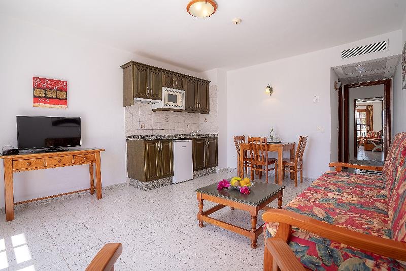 Фото Montana Club Suite Hotel