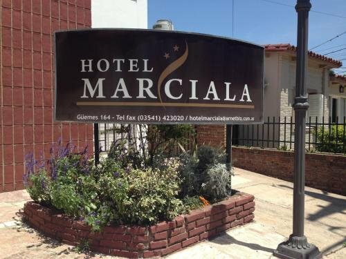 Гостиница Hotel Marciala в Вилья Карлос Пас