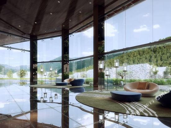 Фото The Lost Stone