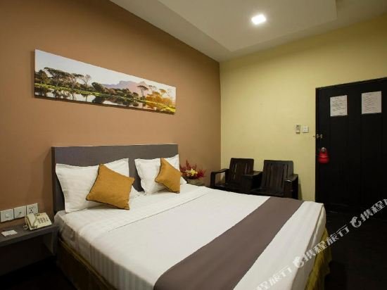 Фото Mini Platinum Hotel