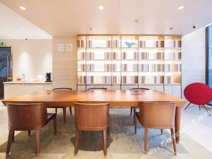Гостиница Hanting Hotel Dalian Qingniwaqiao