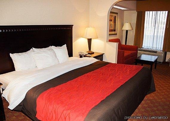 Фото Red Roof Inn & Suites Oxford