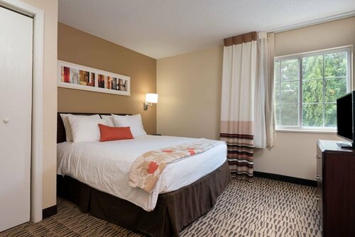 Гостиница MainStay Suites Chicago Hoffman Estates