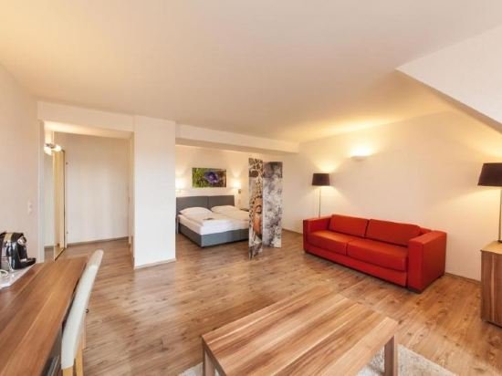 Фото Sure Hotel by Best Western Muenchen Hauptbahnhof