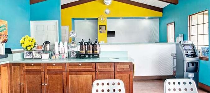 Фото Skyways Hotel