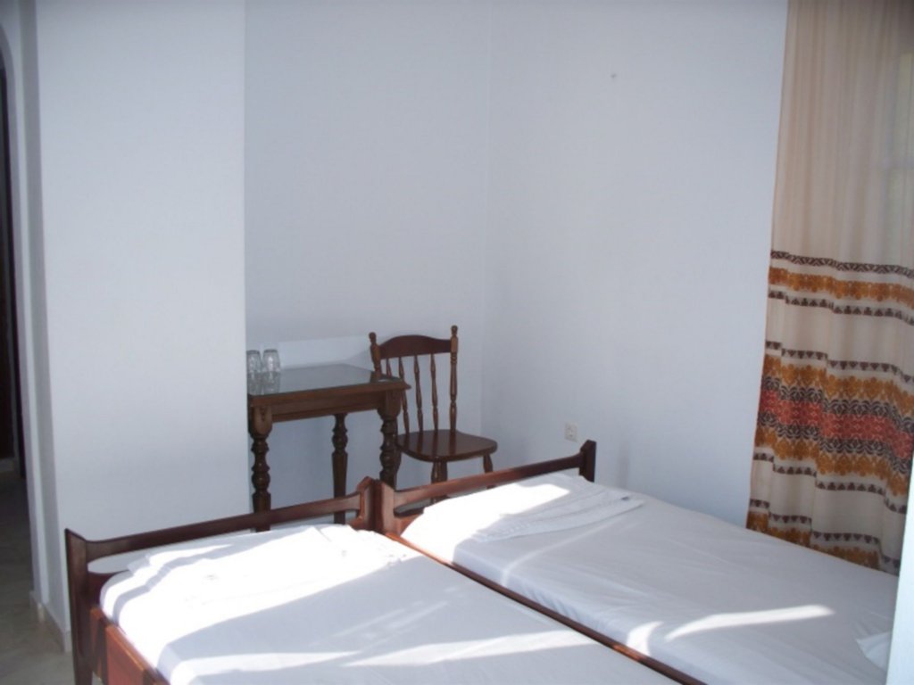 Фото Adonis Hotel Naxos