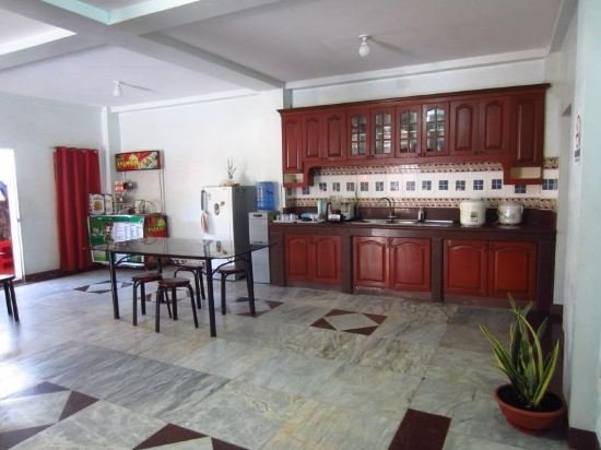 Фото Pe're Aristo Guesthouse