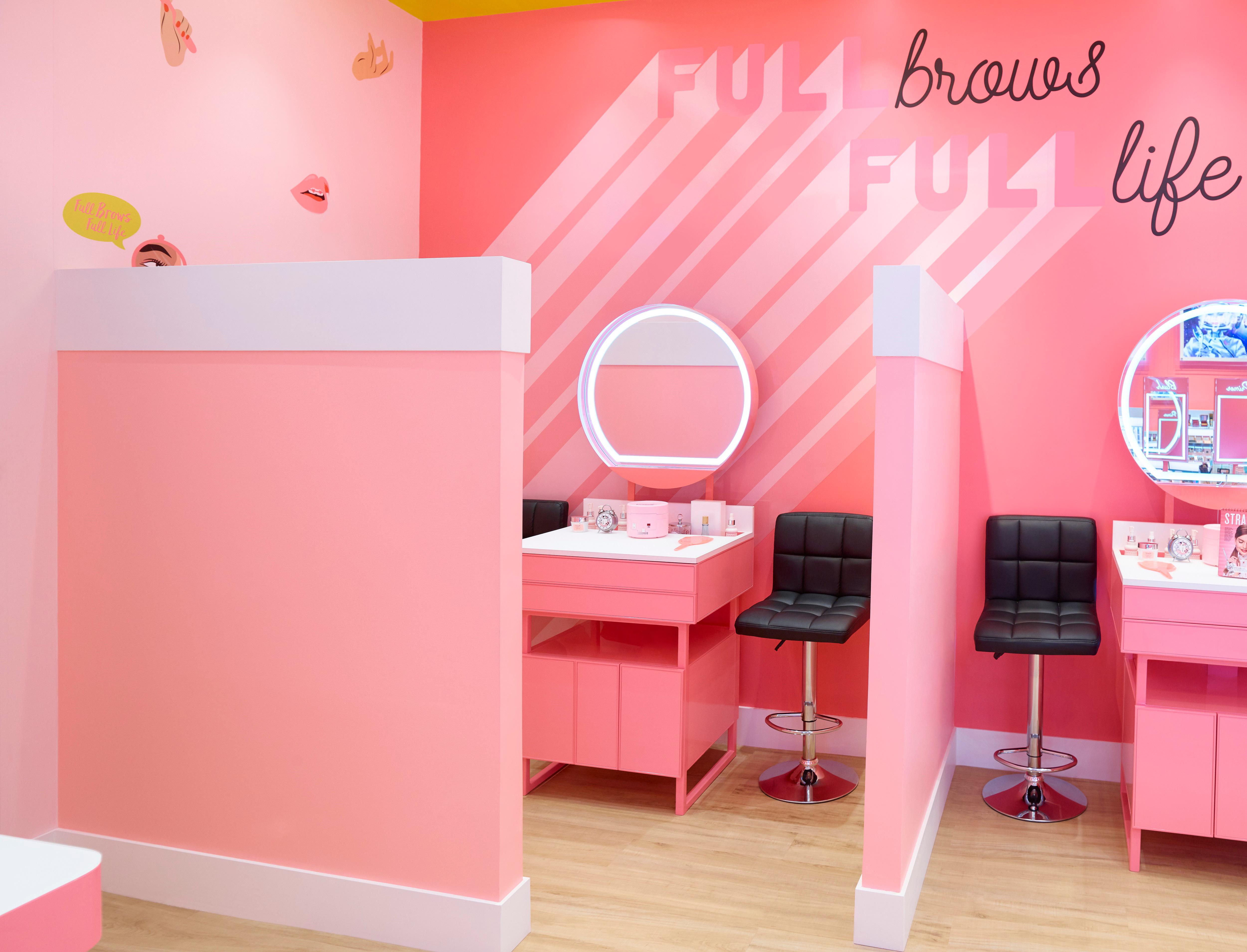 Benefit Cosmetics Brow Bar Lounge, beauty salon, Jeddah, Sephora