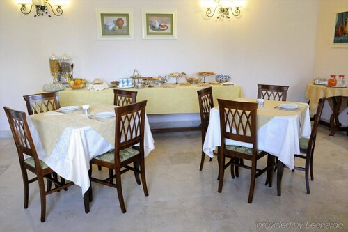 Гостиница Altea Suites Hotel Residence в Помеции