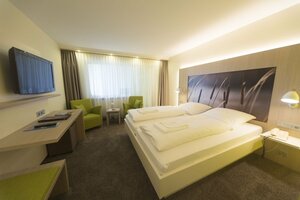 Hotel Gierer (Bavaria, Lindau (Bodensee), Hege, 9), hotel