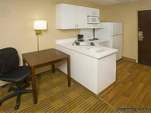 Гостиница Extended Stay America Suites Chicago Elmhurst O'Hare