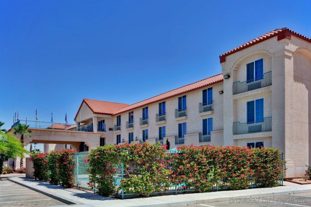 Фото Hampton Inn by Hilton Calexico