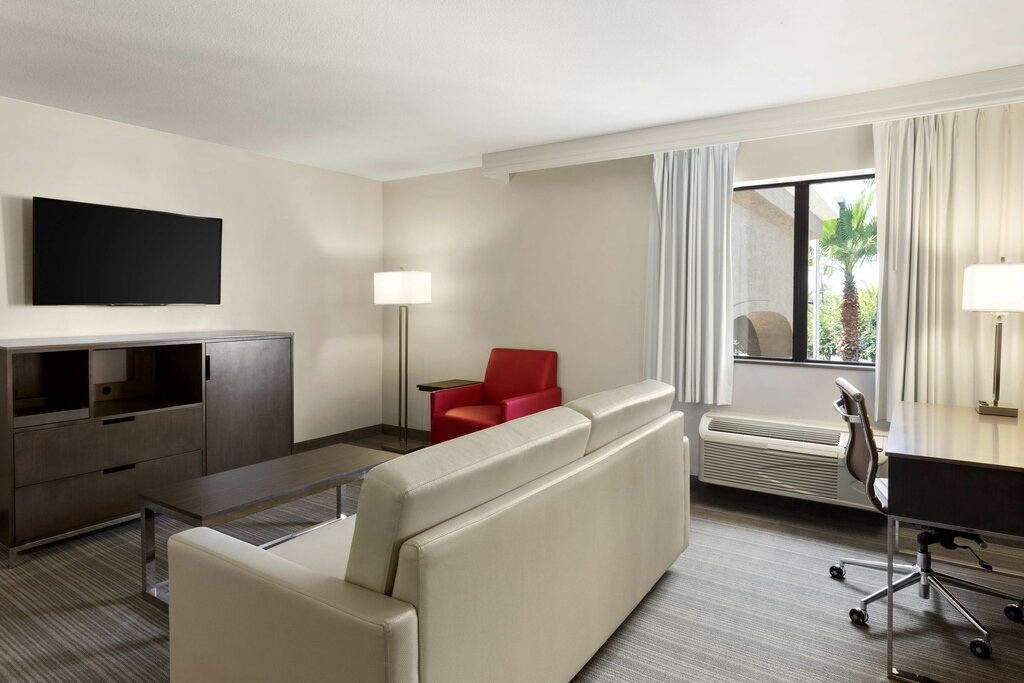 Hotel Country Inn & Suites by Radisson, San Antonio, photo