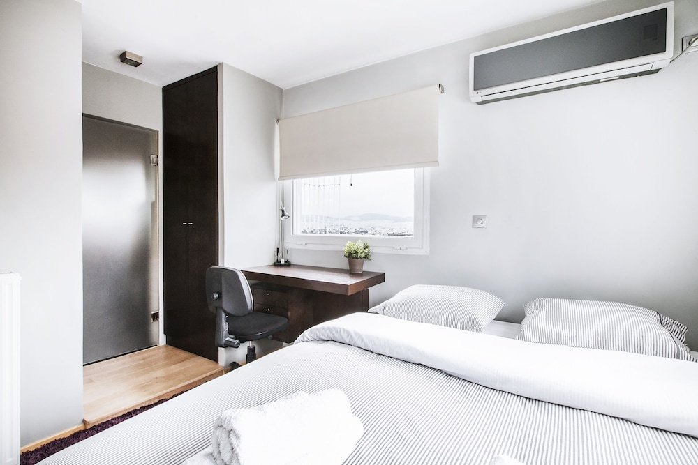 Фото Amazing Loft In Athens City Center