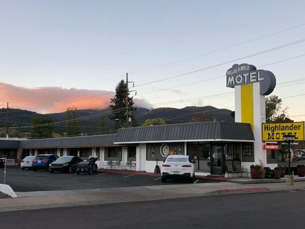 Гостиница Highlander Motel Williams