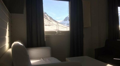 Гостиница Haugen Pensjonat Svalbard в Лонгйире