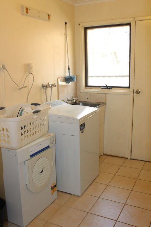 Фото Australian Home Away @ Doncaster Anderson Creek 2