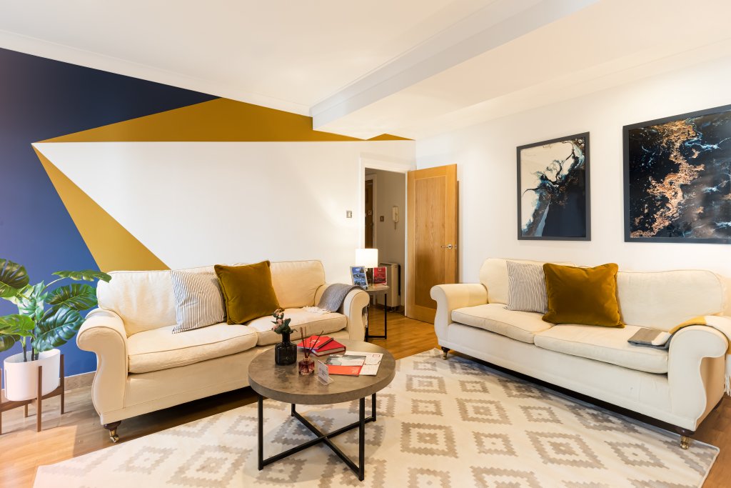 Фото 1 Bed Serviced Apartment near Blackfriars