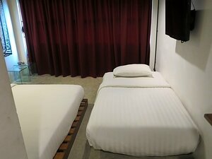 Гостиница Quip Phuket