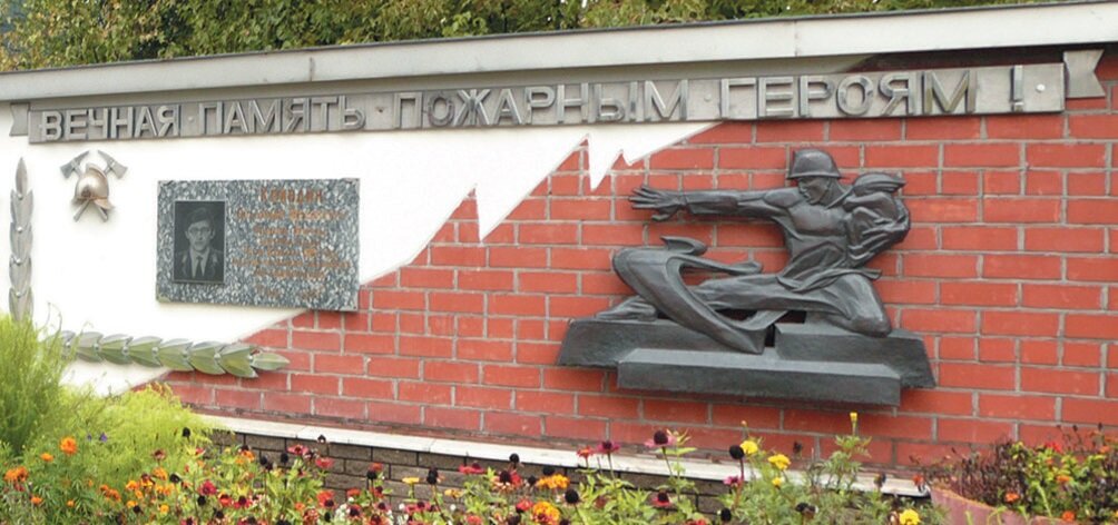 Monument, memorial Мемориал Вечная память пожарным героям, Pavlovo, photo