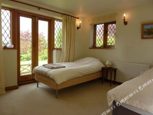 Гостиница Bed and Breakfast Dunsfold