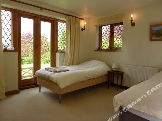 Hotel Bed and Breakfast Dunsfold, England, photo