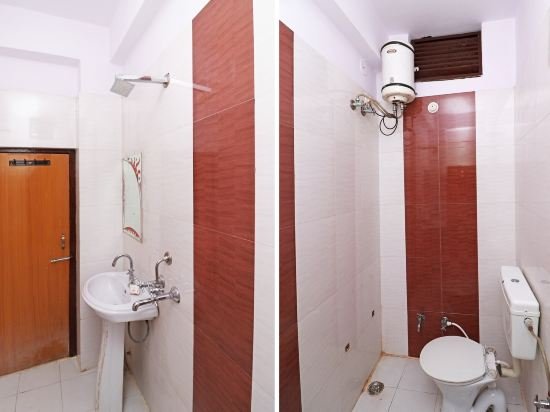 Фото Oyo 12775 Bharat Plaza