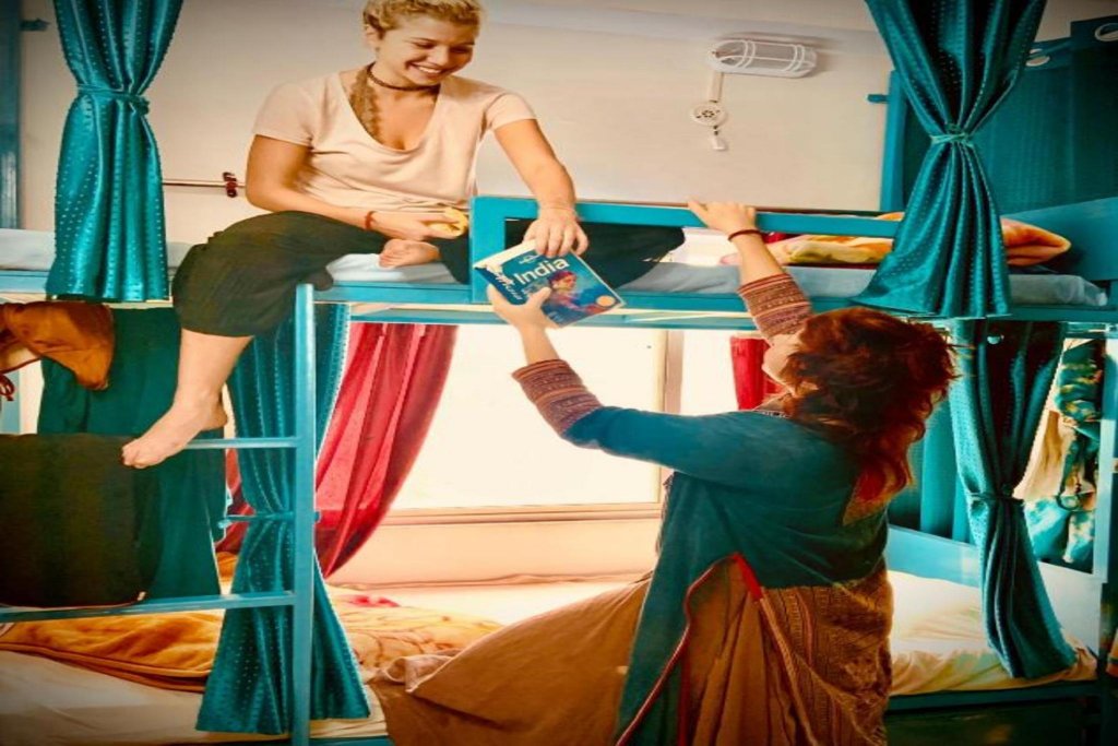 Фото Hotel Ishan A Riverside Retreat