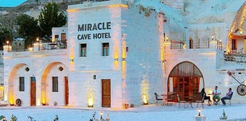 Гостиница Miracle Cave в Аваносе