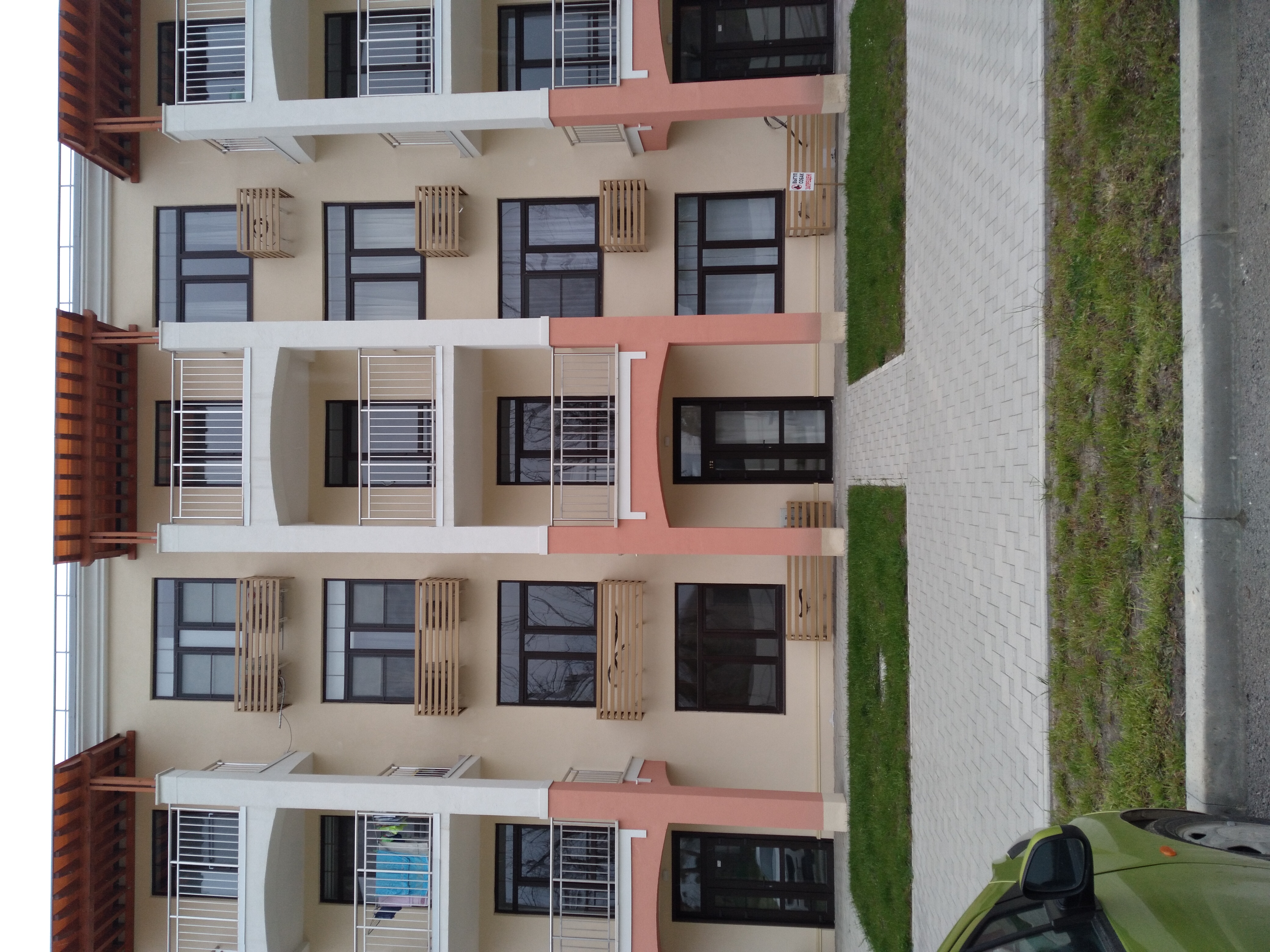 Фото Holiday House