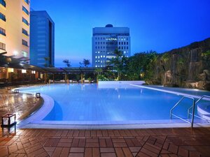 Гостиница Menara Peninsula Hotel Jakarta