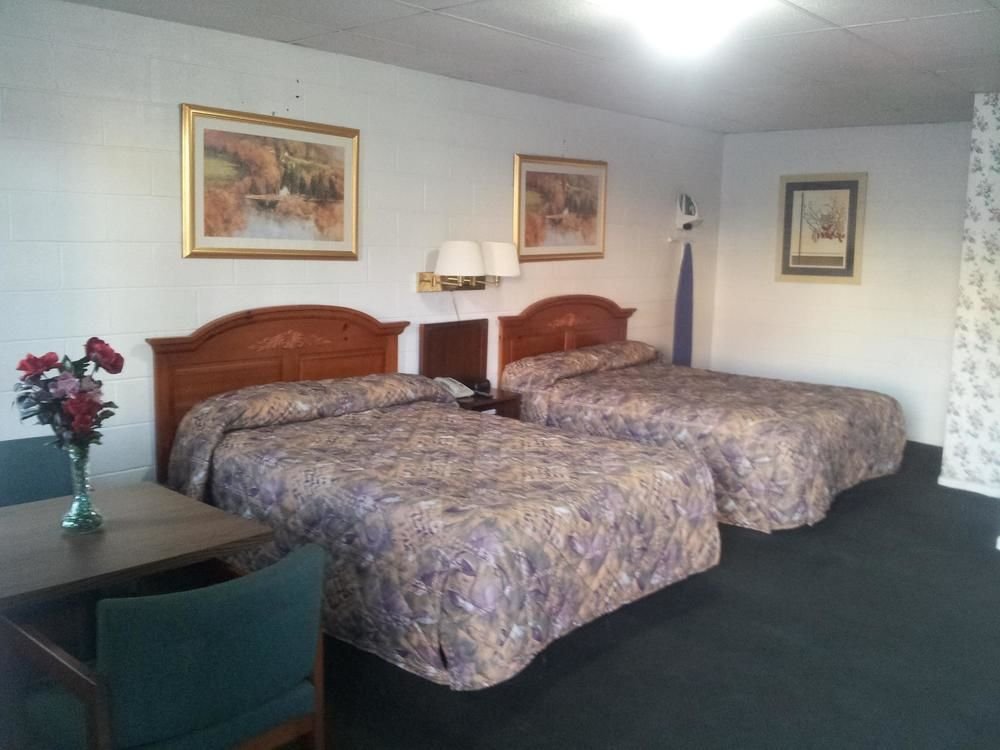 Фото Relax Inn Westminster