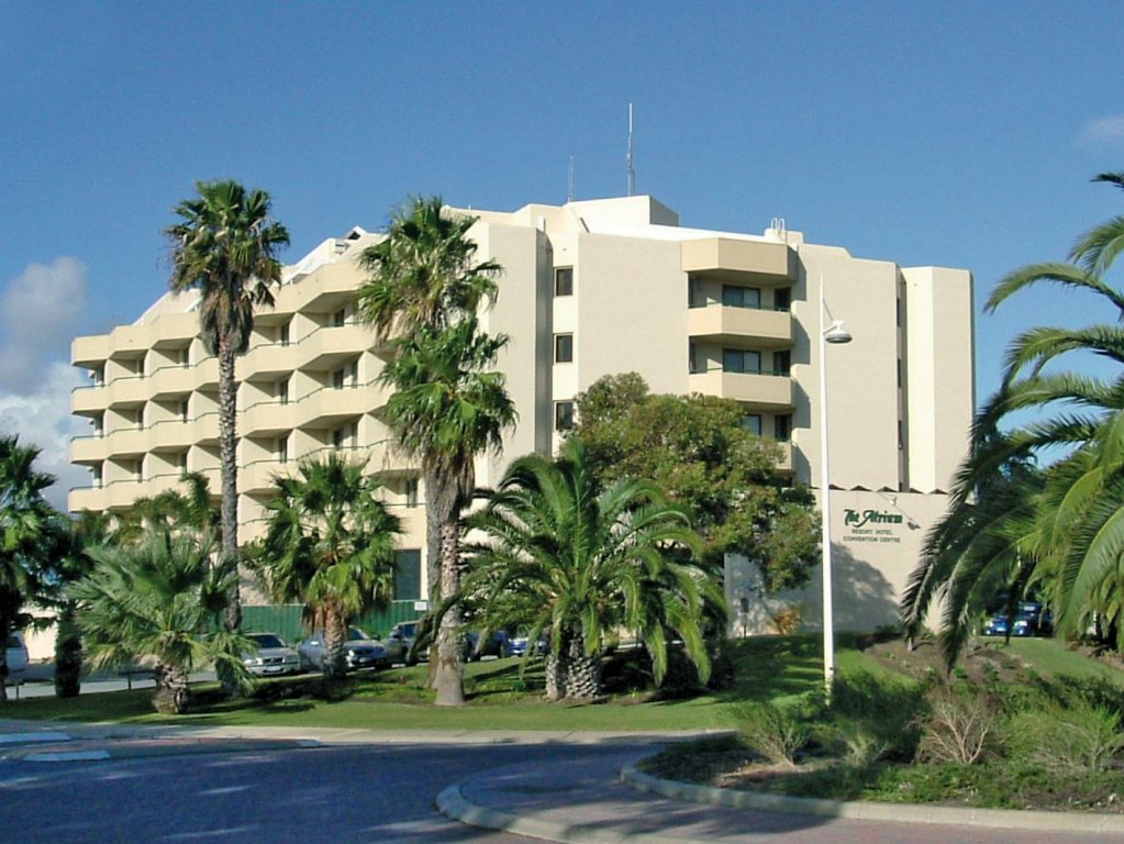 Фото отеля 2