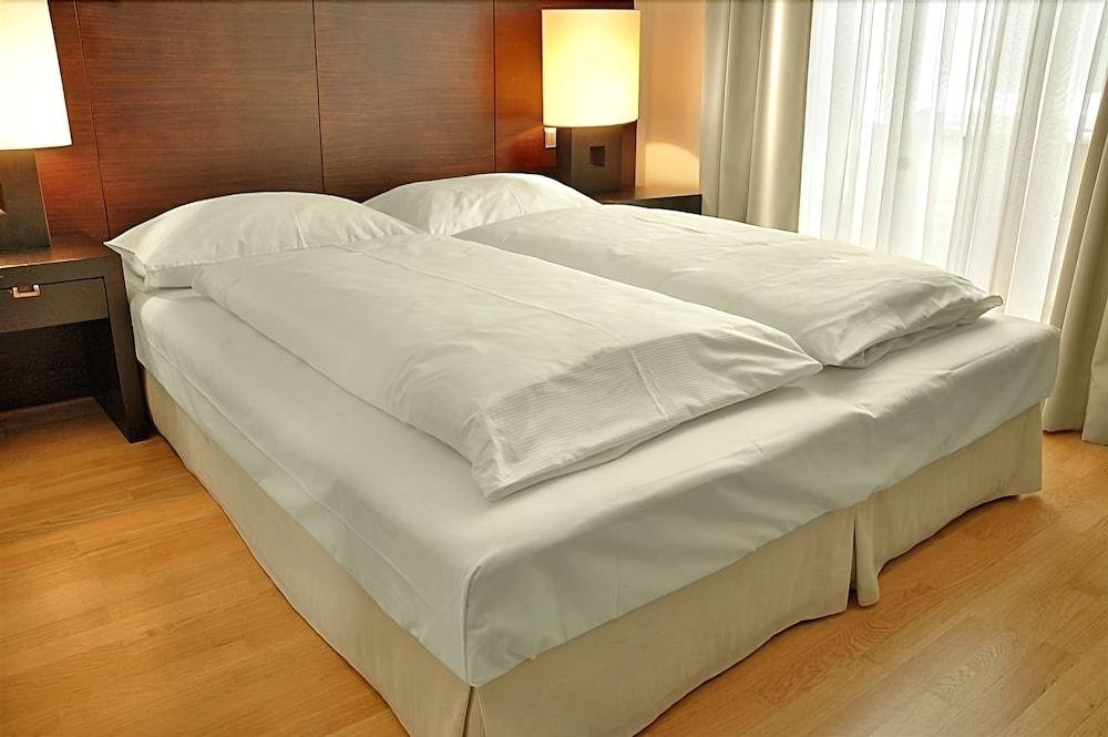 Фото The Levante Rathaus Apartments