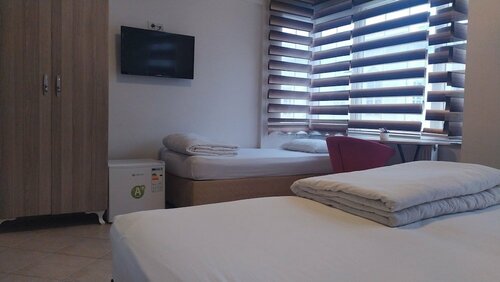 Гостиница Hotel Kiwi в Кадыкёй