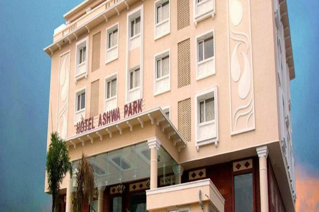 Фото отеля 1