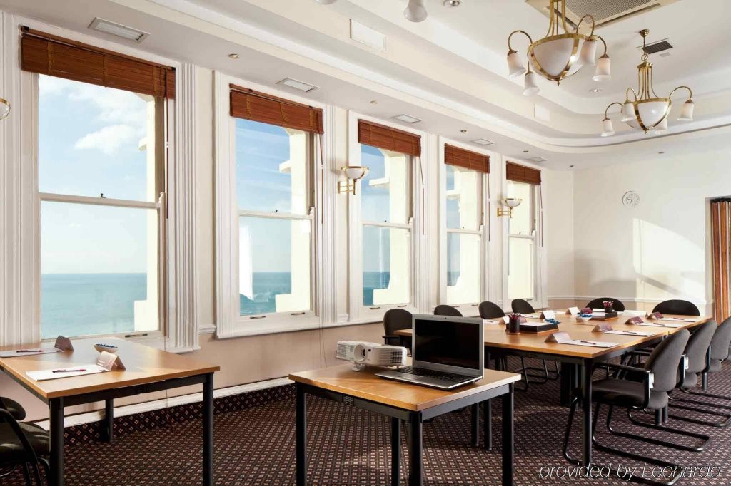 Фото Mercure Brighton Seafront Hotel