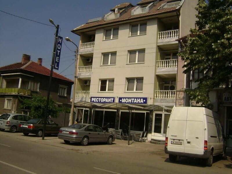 Гостиница Hotel Montana в Монтане