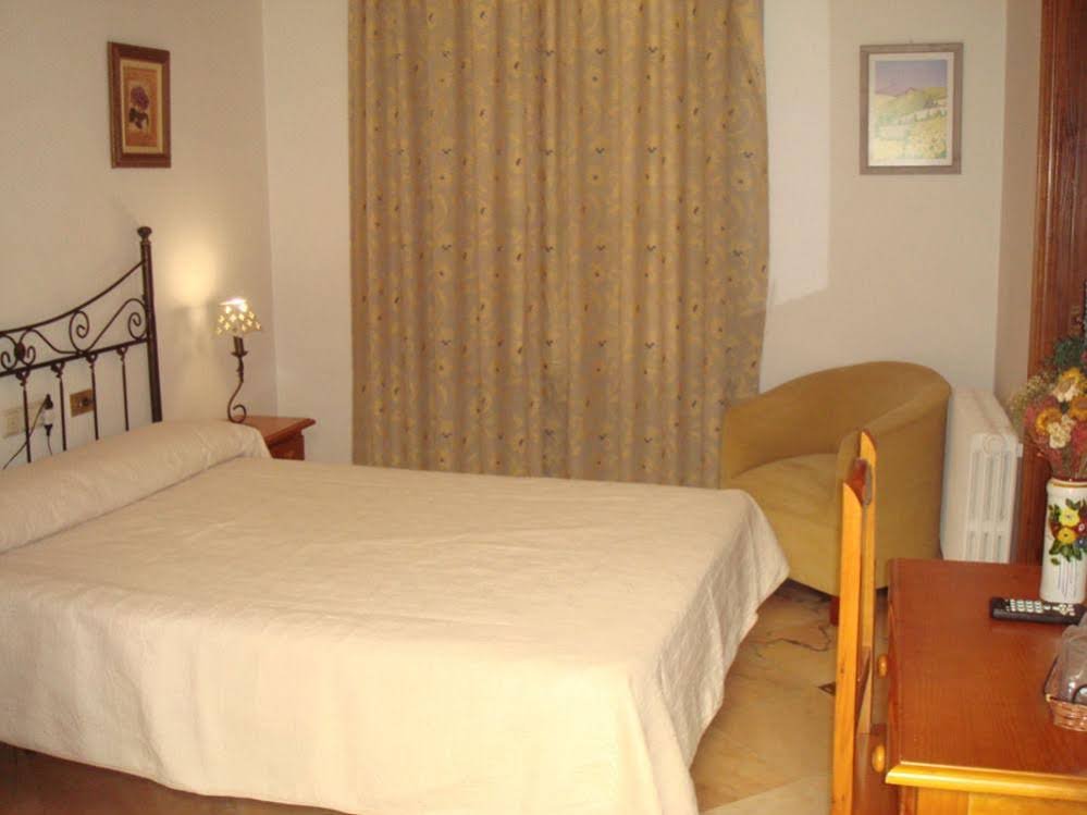 Фото Hotel La Zubia