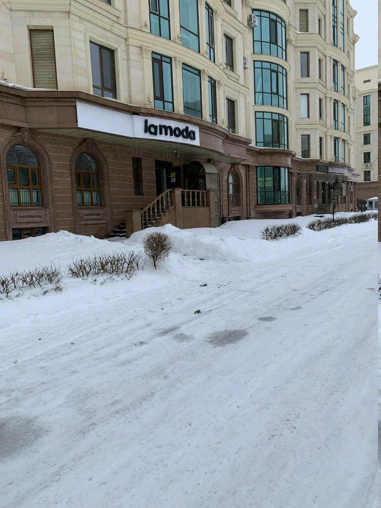 Беру пункті Lamoda Point, Астана, фото