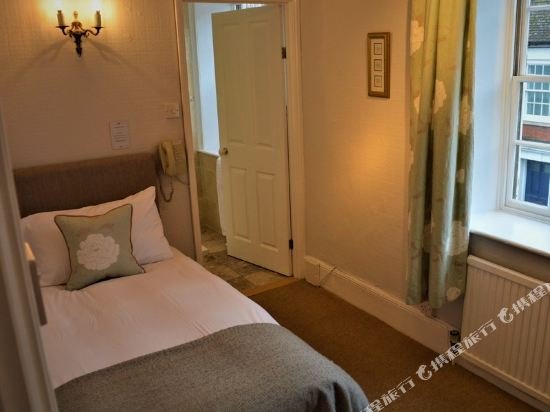 Фото Chantry Hotel