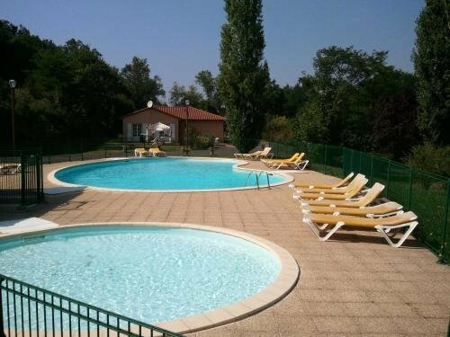 Кемпинг Camping De La Bageasse в Бриуде