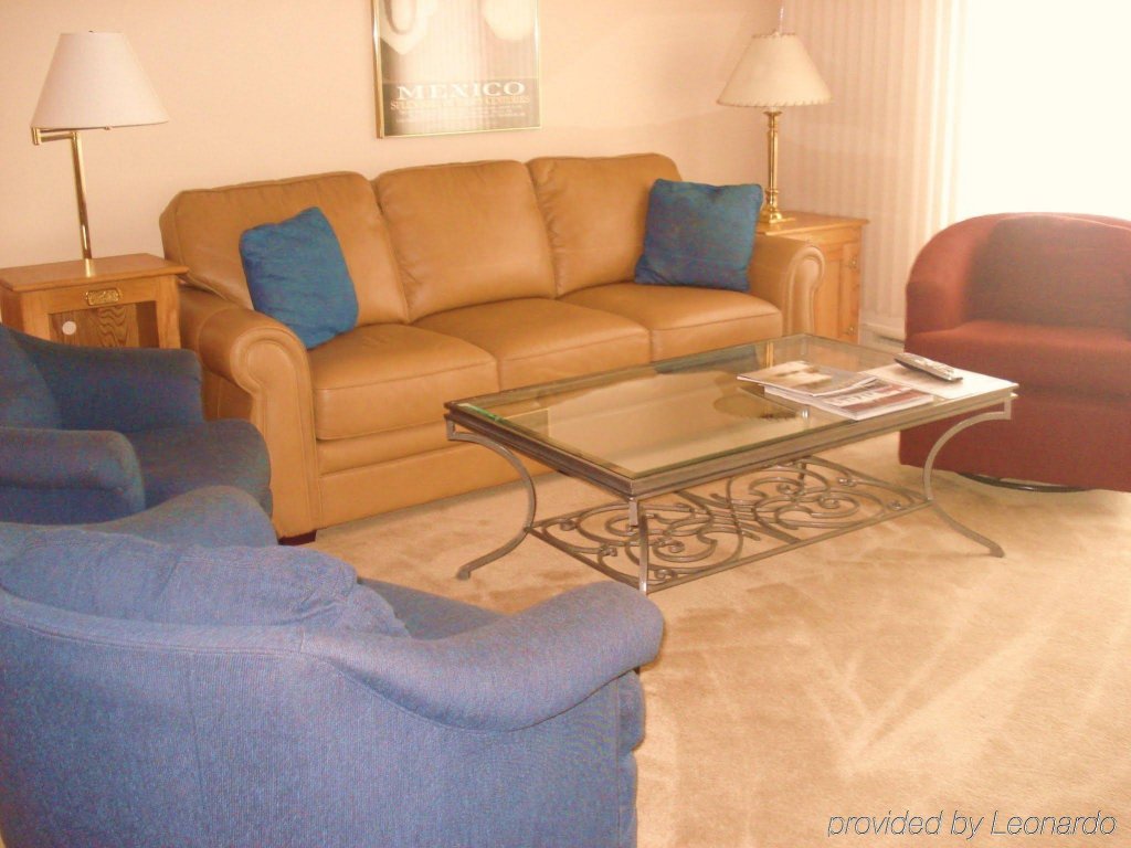 Фото Chateau Blanc Condominiums