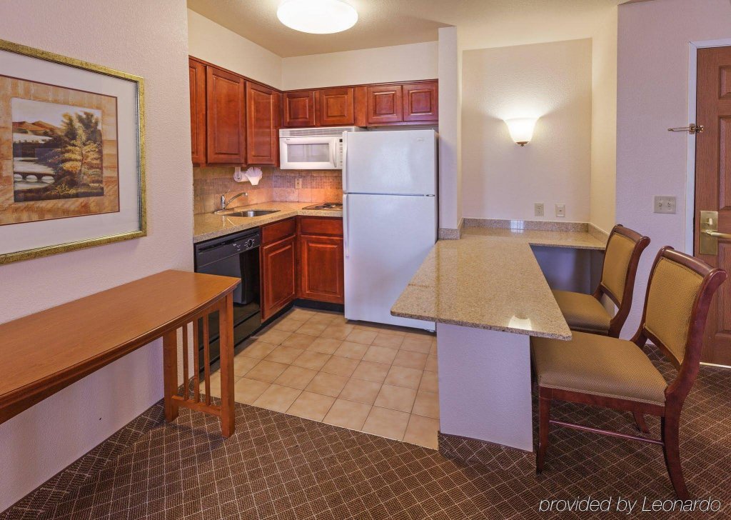 Фото Staybridge Suites Round Rock, an Ihg Hotel